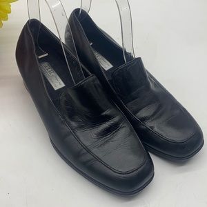 Munro Black Leather Flat Slip ON Loafer Size 7.5. BLO3909F